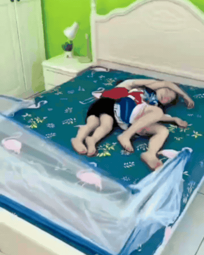 TOLDILLO MOSQUITERO PLEGABLE CAMA135x190